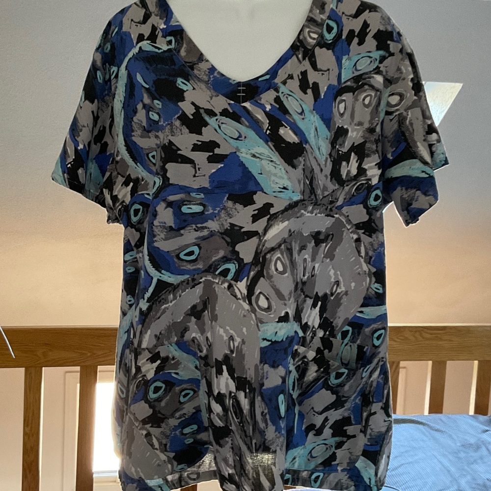 Grey's Anatomy Blue and Black Patterned Scrub Top